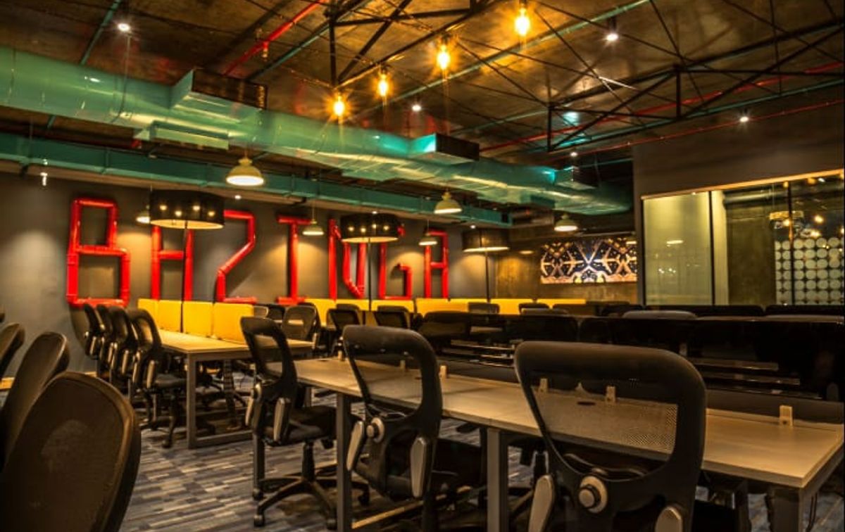 Incuspaze - Apollo Premier